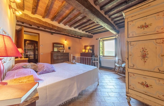 La Casina nel Borgo, lovely apartment in the heart of Chianti