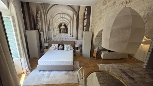 La Caverna - Bari Vecchia, Fronte Mare