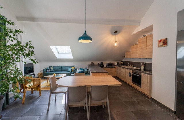 La Champanaise - 2 bedroom apartment 300m from Lake Annecy