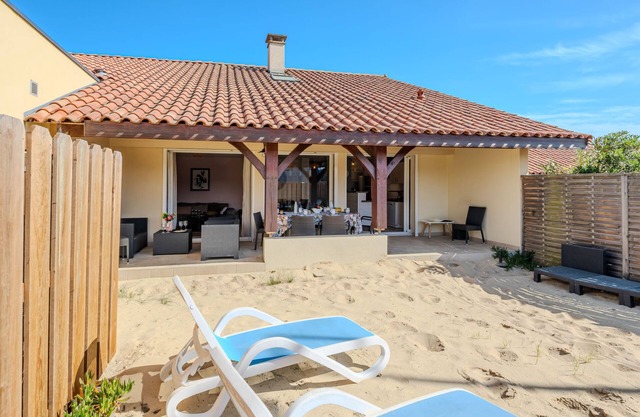 La Chapelle by Interhome