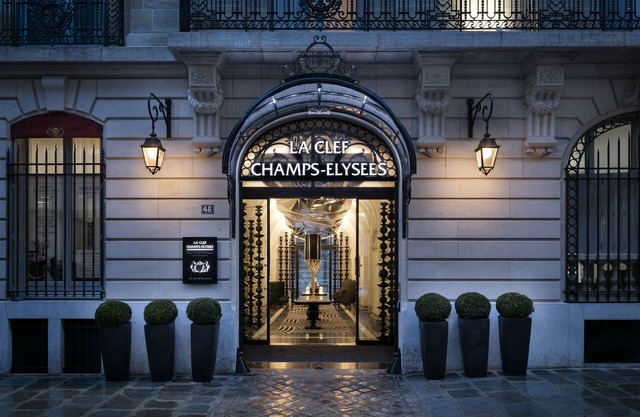 La Clef Champs-Élysées Paris by The Crest Collection