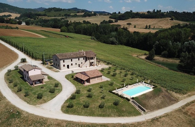 La Collina del Sole - Apartamento para 4 personas en la campiña de Umbría
