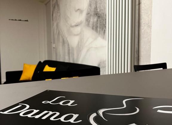 La Dama