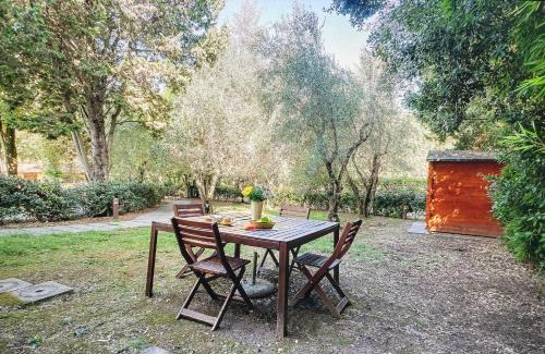 La Delizia, giardino e parcheggio privato, Firenze