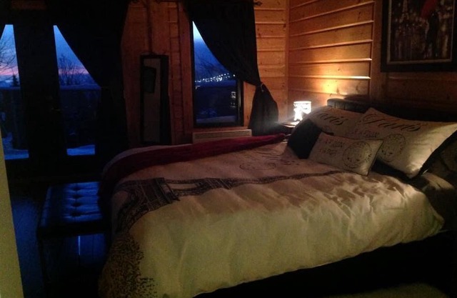 La Denver - Log Home with SPA (Unit 1)