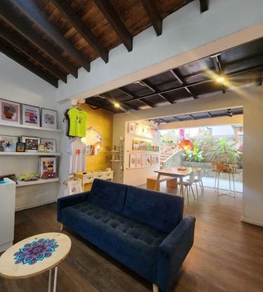 La divina trinidad - Galeria Wellness Hostal