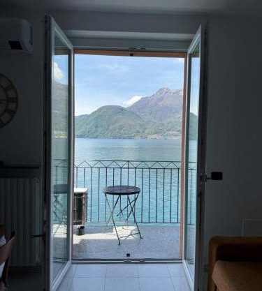 La finestra sul lago