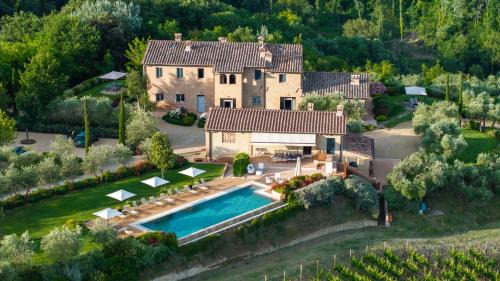 La Fonte Di Santa Regina 16, Emma Villas