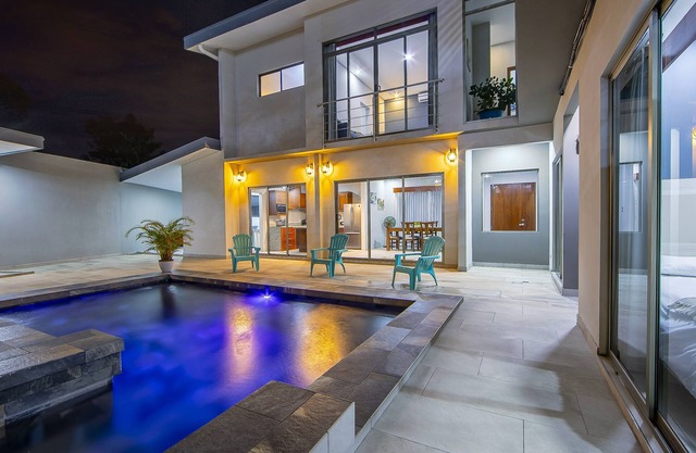 Fortuna Deluxe Vacation Home / Private Pool / Volcano View