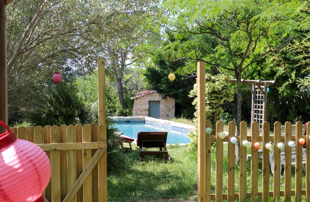 La Calade de la Céze, property with swimming pool