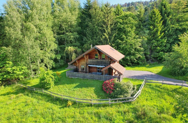 La fuste de Sertigoutte, chalet de madera, kota-sauna y acceso a la piscina para 5