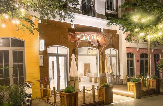 La Grotta Hotel