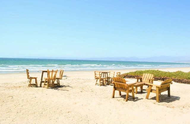La Haciendita Beach Front House + Piscina Privada