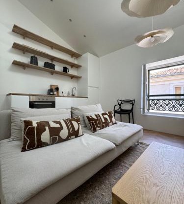 La Halte des Arènes de Nimes - Appartement Minimaliste - Ecusson Nimes