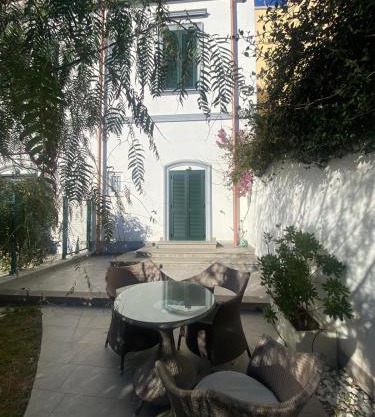 La Lanterna sul mare