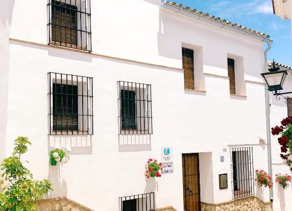 La Madroñala