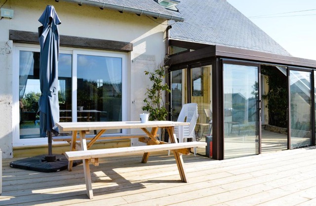La maison penchée, avec jardin à 50m de la plage