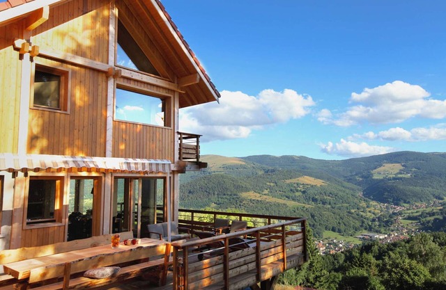 CHALET DE LUJO DE LUJO LA MARCAIRIE, 5 ESTRELLAS, SPA, SAUNA, ALSACIA / VOSGE