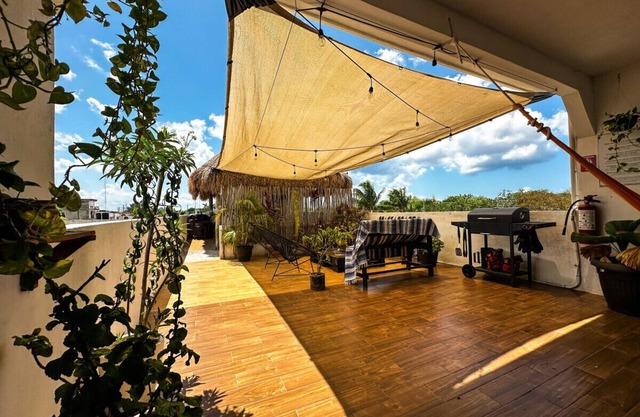 La Perle Noire | BN - Terrace and Pool