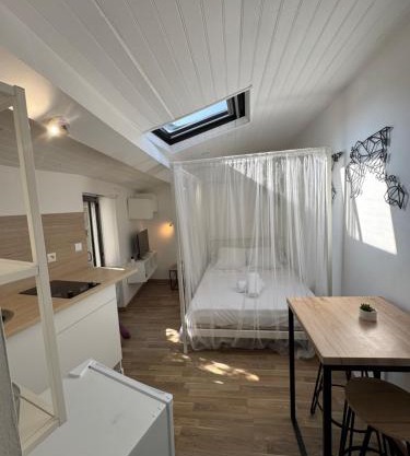 La Petite Loge