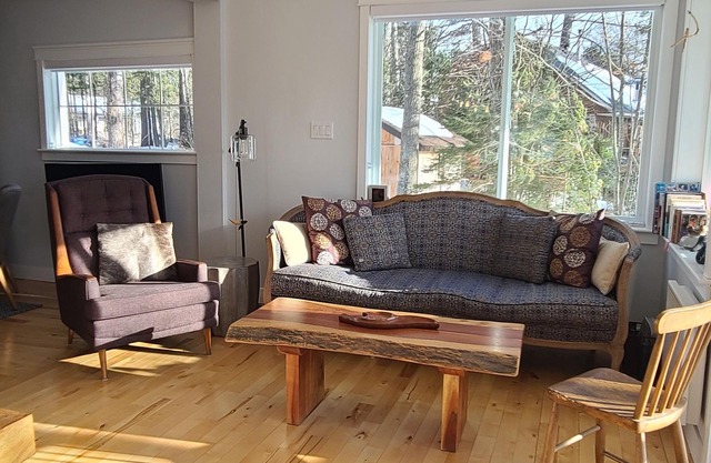 Casa de 4 dormitorios totalmente renovada en el lago - Rawdon, Quebec