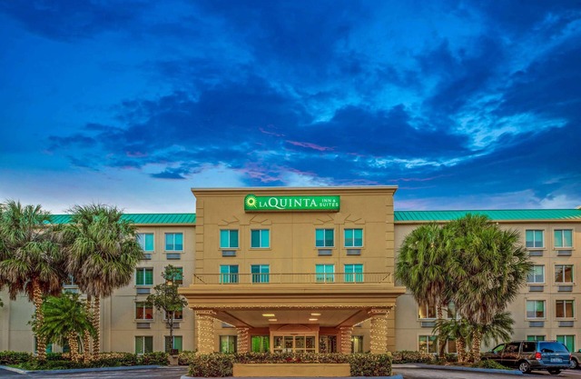 La Quinta Inn & Suites by Wyndham Miami Cutler Bay