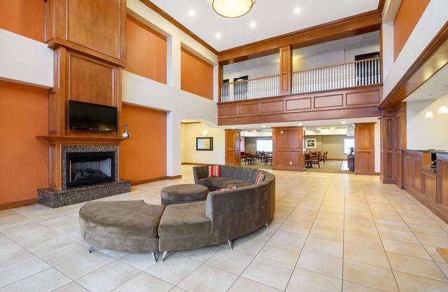 La Quinta Inn & Suites by Wyndham Longview North