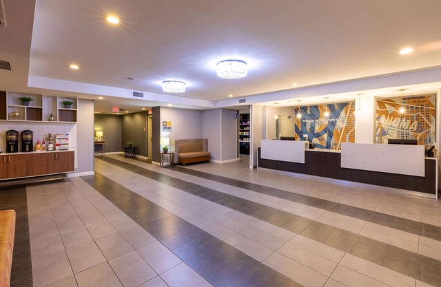 La Quinta Inn & Suites by Wyndham Tulsa Downtown/Route 66