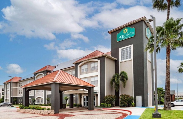La Quinta Inn & Suites by Wyndham Pharr RGV Medical Center