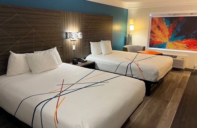 La Quinta Inn & Suites by Wyndham OKC North - Quail Springs