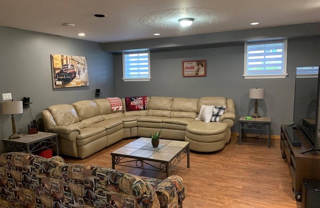 La Résidence - 4BD 2BA Exec Home, Heated Garage