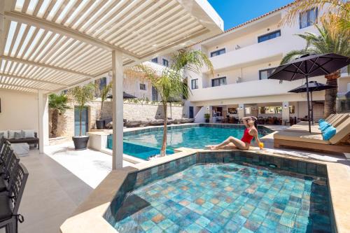 La Stella Suites