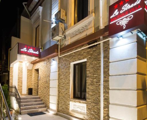 La Strada Boutique Villa