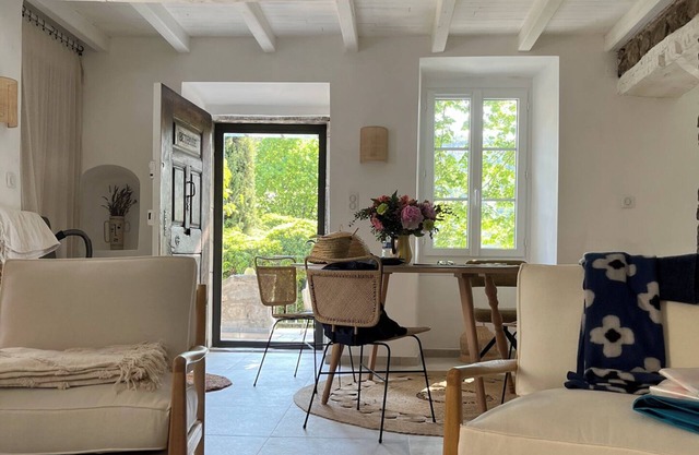 La Terrasse, Village house in Drôme provençale