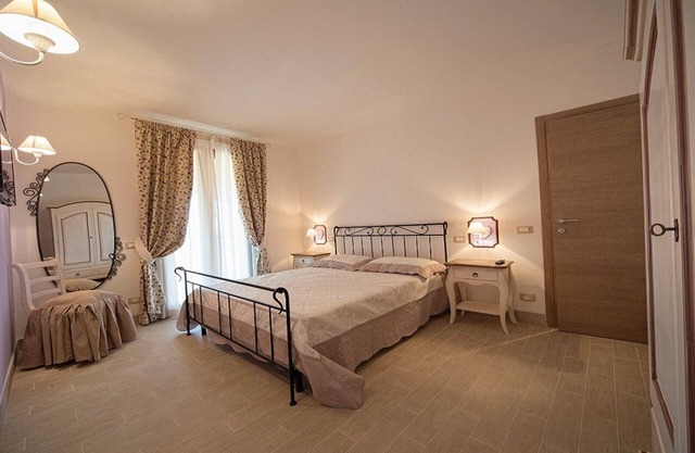 La Tana del Botti - Cinco Habitaciones Villa, Capacidad 16