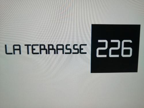 LA TERRASSE 226