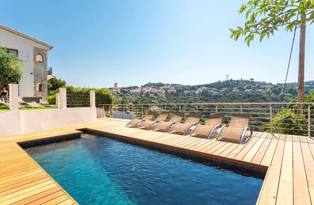 LA TURBIE VISTA VI4422 By Riviera Holiday Home