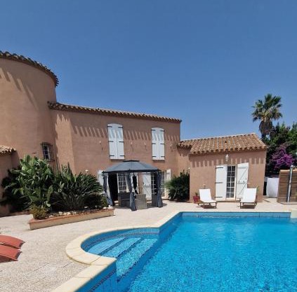 La Villa Catalane