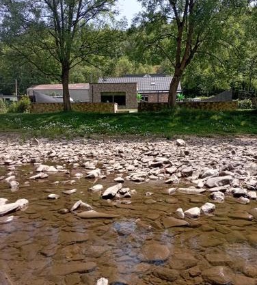 La Villa les pieds dans leau