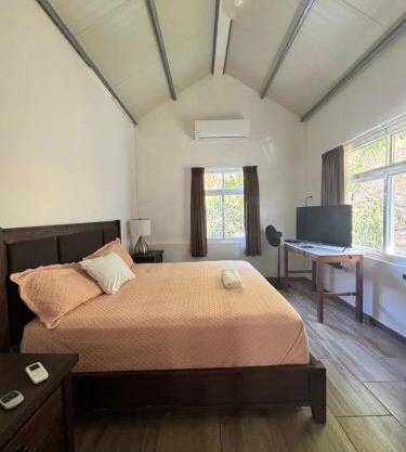 La Villa Suites Monja