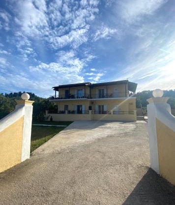 La vita e Bella Apartments by Corfuescapes
