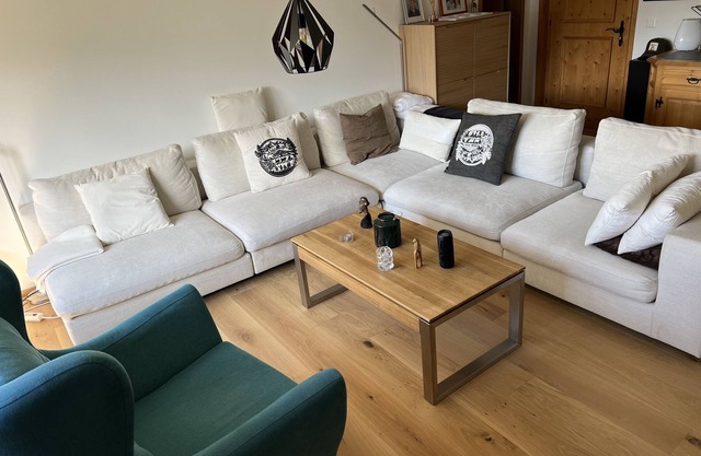 Laax, Gemütliche Ferienwohnung im Wald in Salums, Ruhe und Natur pur