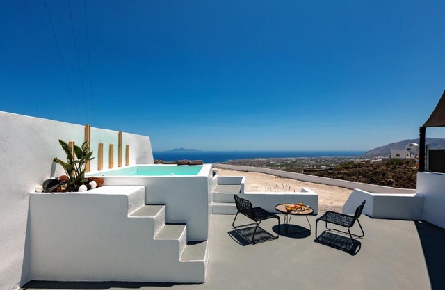 Lackos Luxury Suites