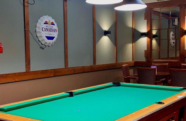 Lacombe Motor Inn