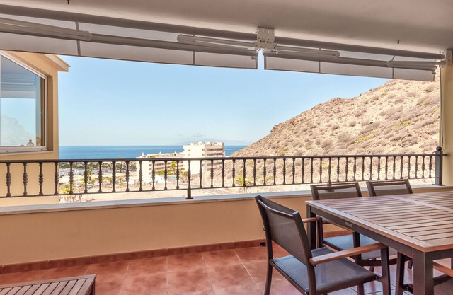 Laderas - FRONT SEA VIEW