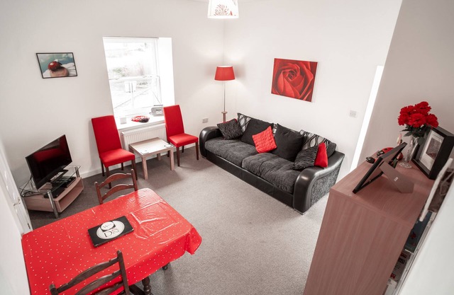 Ladybird-Apartamento-Superior-Baño Privado-Vista a la Calle