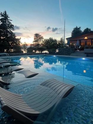 Lago Hotel