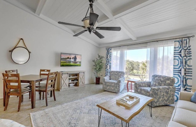 Lagoon Villa 22 - Private Villa! Close Walk to Beach!