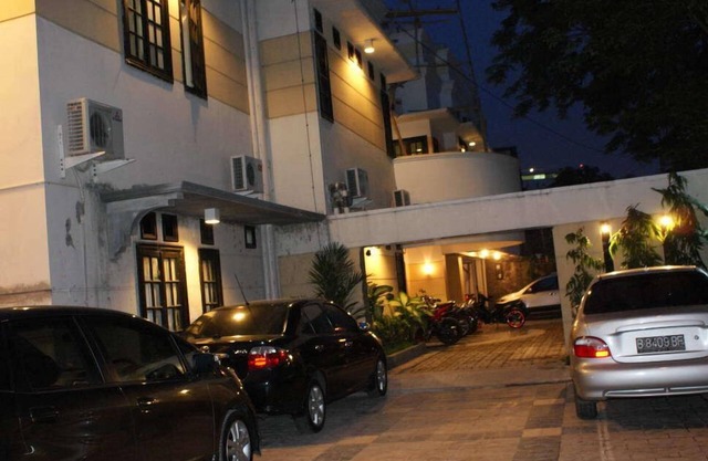 Lagura Residence