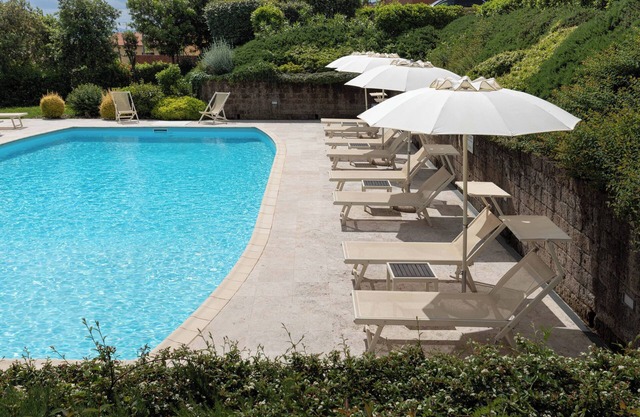 Lajatico Villa Renovated Retreat With Pool